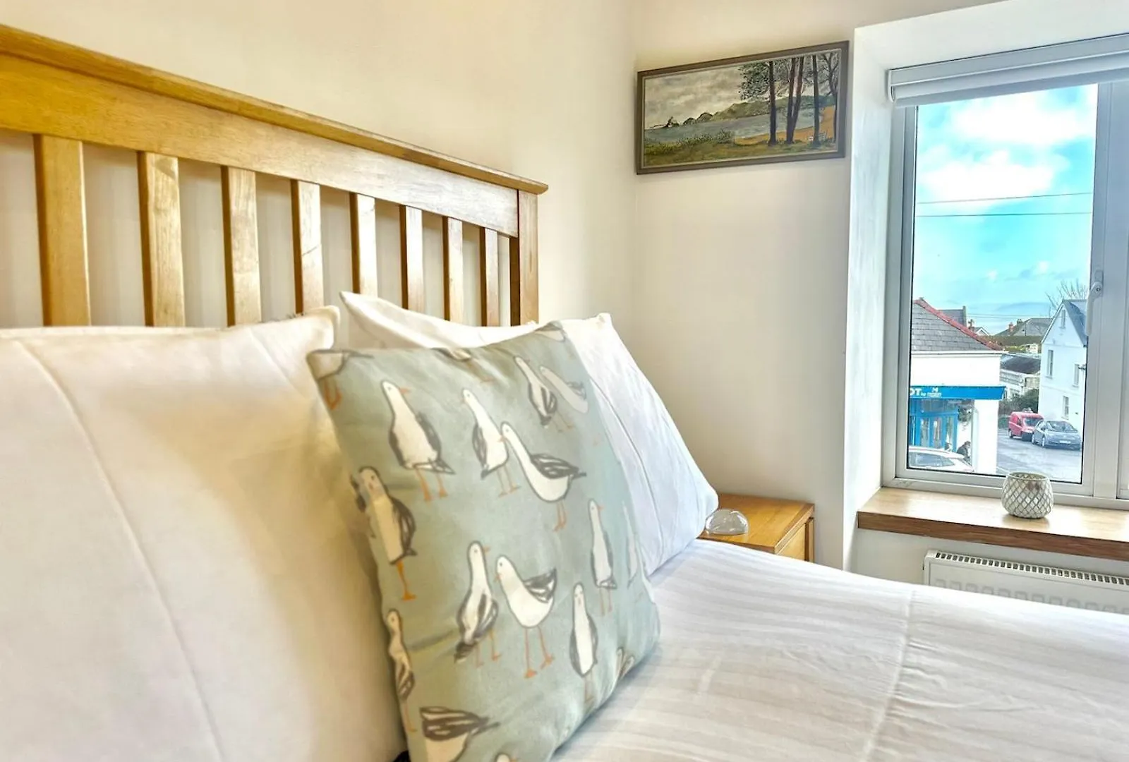 Pass The Keys Stylish Mumbles Getaway-Parking Heart Of Village Swansea United Kingdom